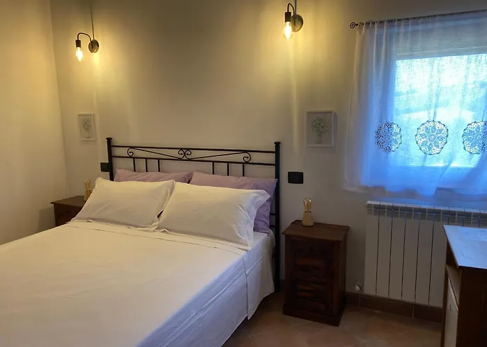 Casale Col Di Massa Residenza Di Campagna B&B